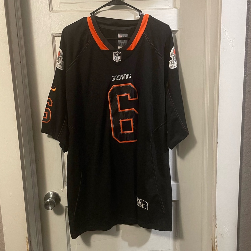 Cleveland Browns Mayfield Jersey Sz XL
